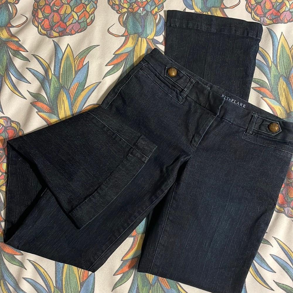 The Limited Fit & Flair 678 dark wash jeans size 0. Low raise.